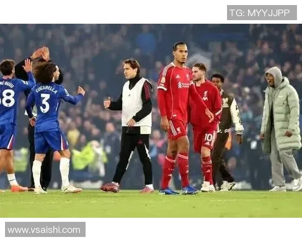 利物浦新锋表现低迷球迷怀念去年神枪组合的辉煌时刻 利物浦新锋表现低迷球迷怀念去年神枪组合的辉煌时刻